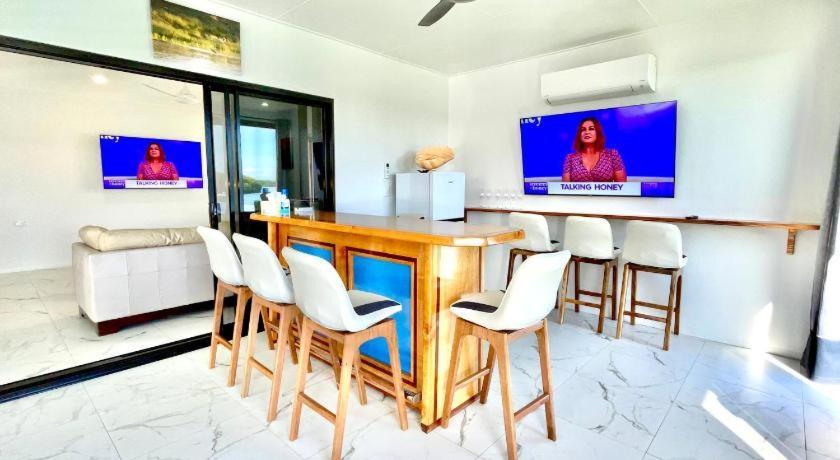 Lucinda Hinchinbrook Resorts Management Pty Ltd מראה חיצוני תמונה