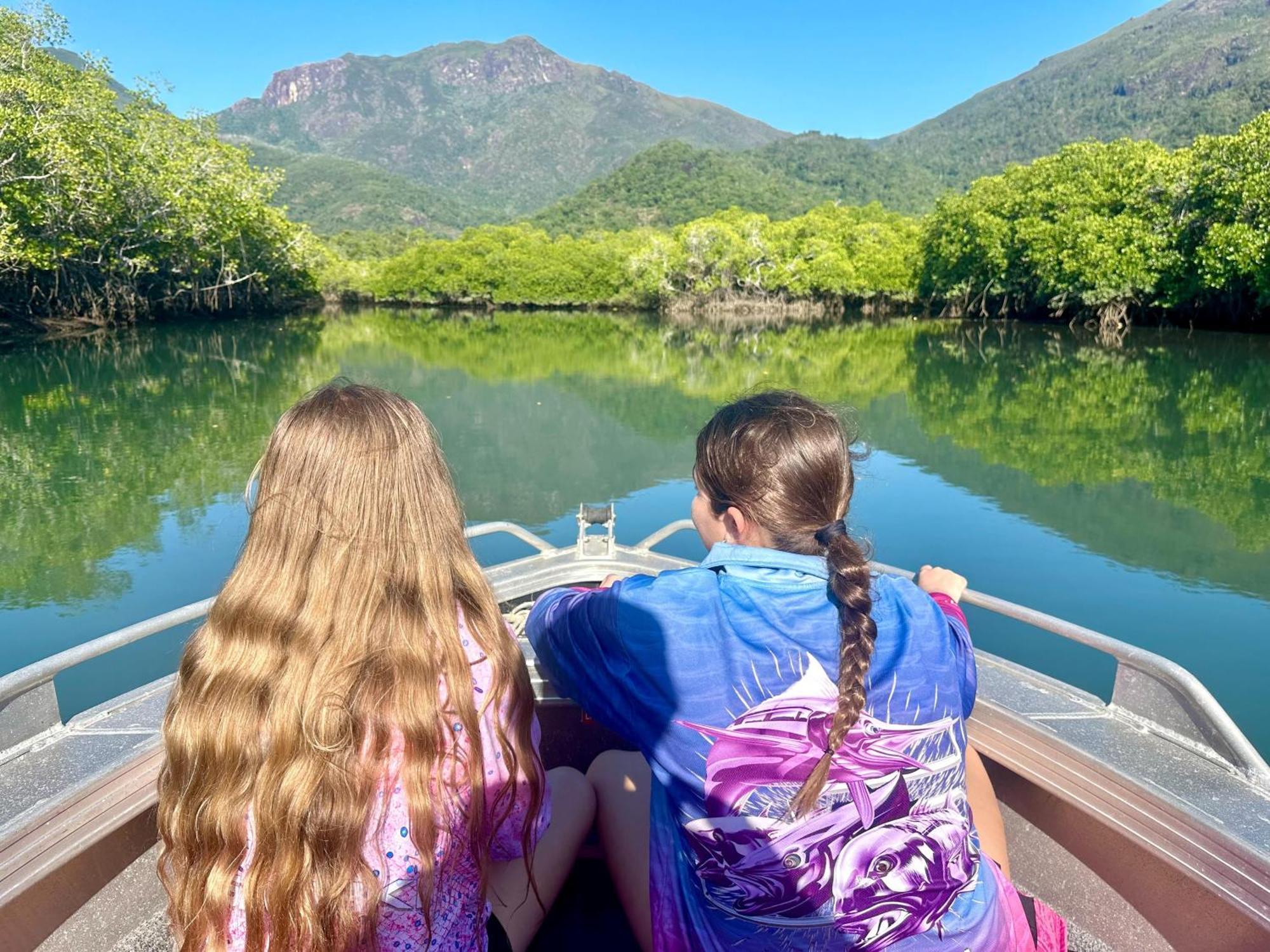 Lucinda Hinchinbrook Resorts Management Pty Ltd מראה חיצוני תמונה